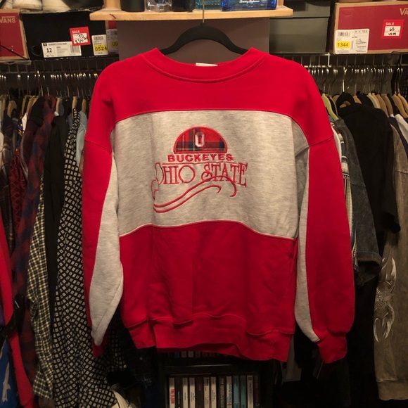 WOLF Other - Vintage Ohio State buckeyes embroidered crewneck